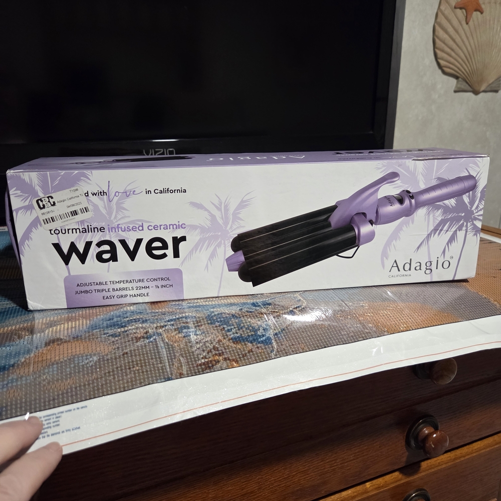 New In Box Adagio Purple Tourmaline Infused Ceramic Waver